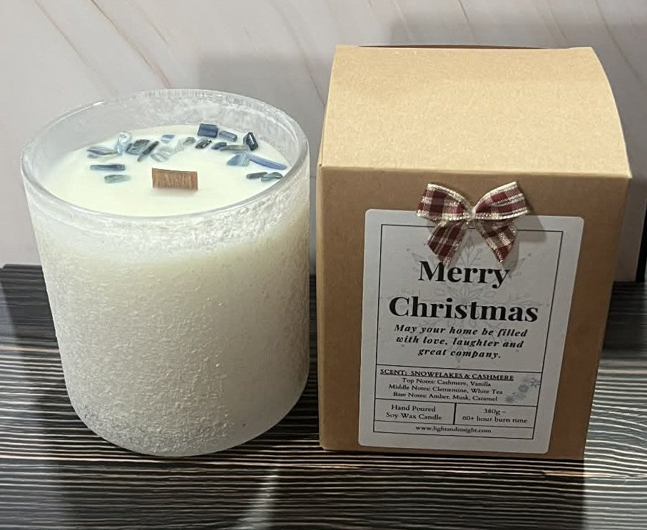 WHITE - Snowflakes & Cashmere