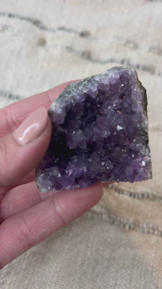 Amethyst - Cut Base