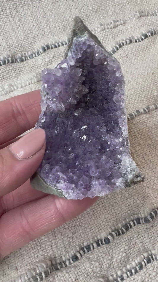 Amethyst - Cut Base