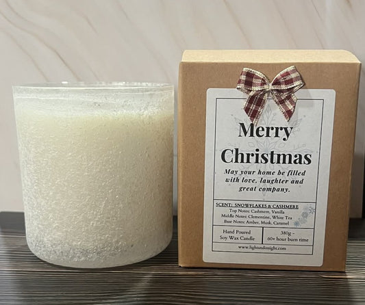 WHITE - Snowflakes & Cashmere