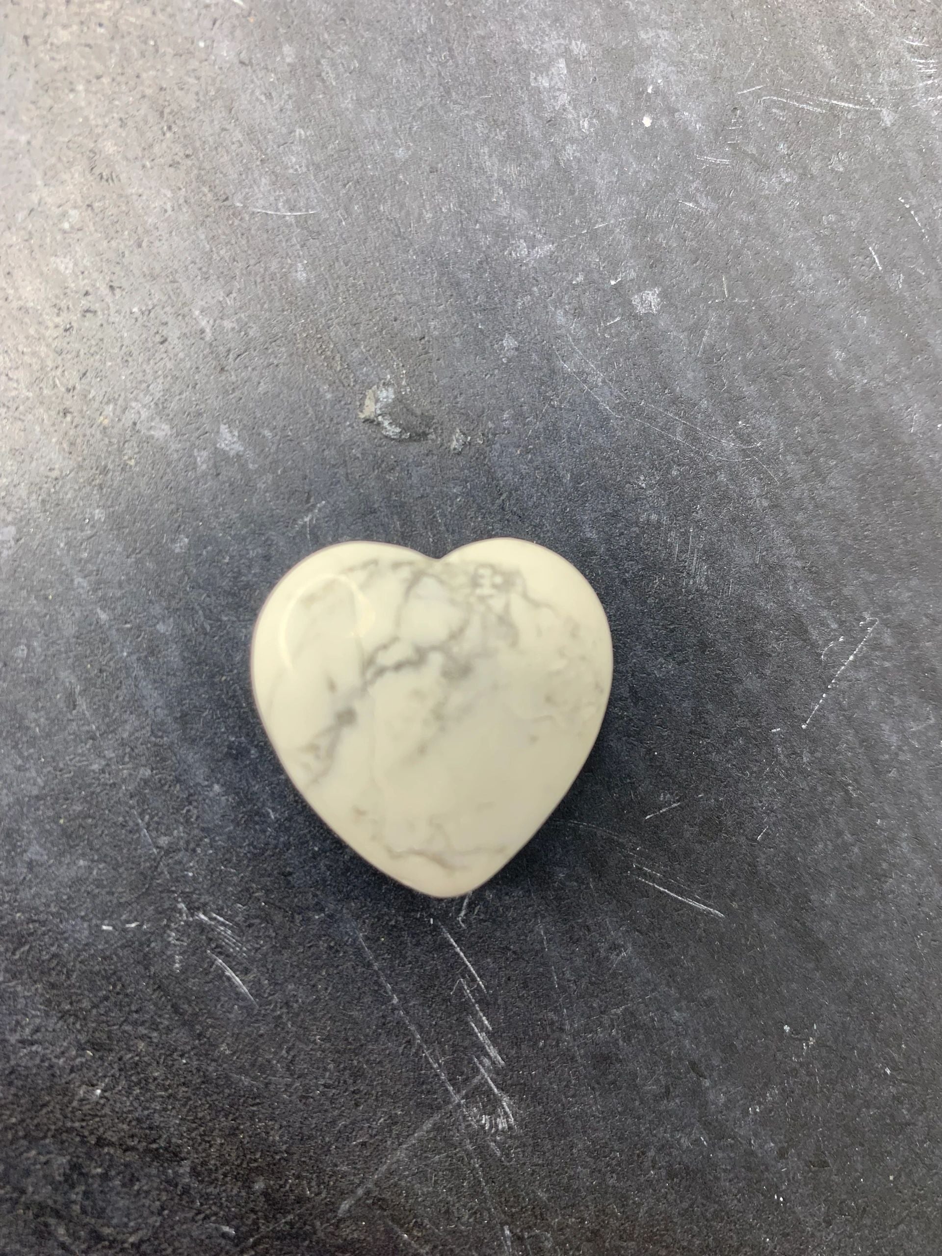 Howlite Heart - Small